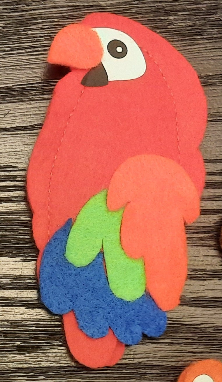 064- Parrot Finger Puppet