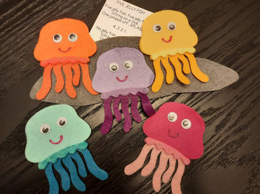 076- Five Jelly Fish